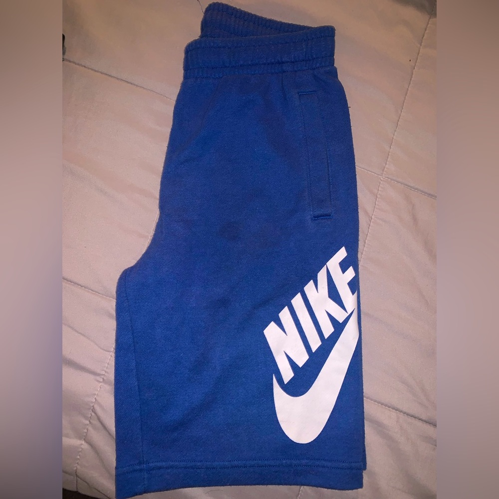 Nike shorts for boys | size S